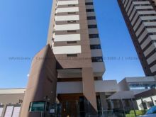 Apartamento com mais de 250m² e 4 vagas - frente ao Parque