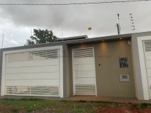 Casa nova com excelente acabamento