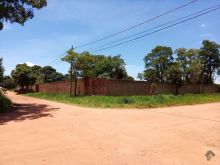 Sossegado e murado - na cidade