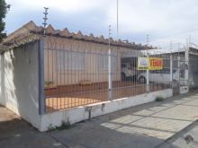 Casa de esquina perto do Mercado do Produtor