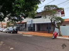 Sala dupla mobiliada a 20m do Fórum - com água e luz