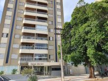 Reformado com planejados e iluminação - edifício Saint Moritz