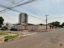 Terreno de esquina para comercial lojas e galerias