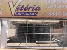 Salão com residência