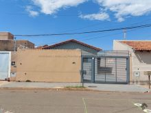 À 50 metros do Parque Sóter