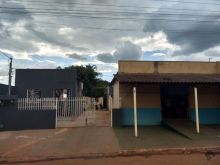 02 salões com casa residencial