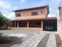 Sobrado com terreno