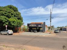 Ótima localização de esquina