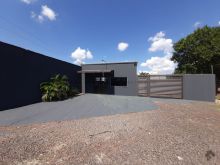 Salão comercial com amplo terreno