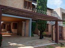 Excelente sobrado completo