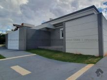 Belíssima casa térrea em condomínio