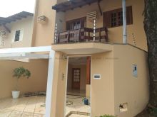 Completo em armários e 3 apartamentos