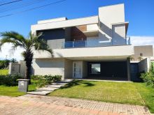 Majestoso sobrado alto padrão