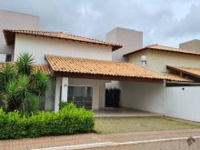 Excelente sobrado com 3 apartamentos - residencial Jardins