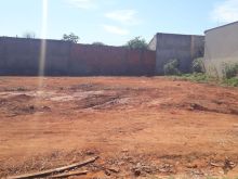 Terreno com 795,55m² já murado em L