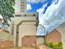 Em frente a Santa Casa