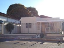 Casa grande mais edícula