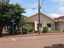 Imóvel de esquina em frente ao Banco do Brasil