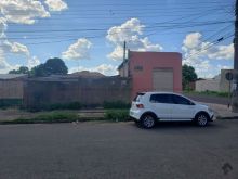 Terreno de esquina com excelente localização