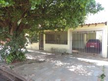 Casa ampla em bairro tranquilo e residencial