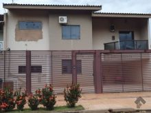 Sobrado com piscina e planejados