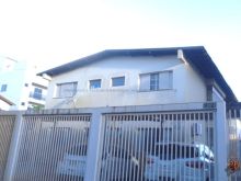 Apartamento térreo central