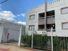 Apartamento com planejados no centro