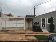 Linda casa com piscina - avalia permuta e proposta