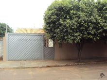 Casa com terreno grande