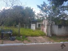 Terreno com duas frentes