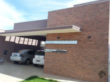 Condomínio fechado alto padrão