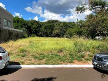 Excelente terreno comercial