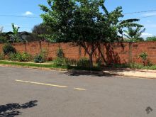 Terreno 24x27,4m para construtores