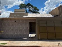 Residência pronta com piscina