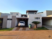 Condomínio Via Park Residence com piscina