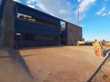 Casa de laje com excelente localização