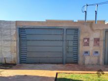 Casa 3 quartos sendo 1 suíte com closet