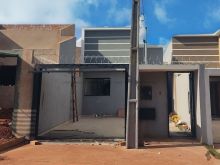 Belíssima casa 3 quartos sendo 1 suíte
