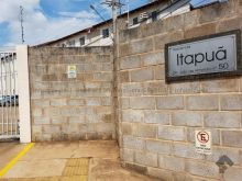 Excelente apartamento com armários