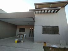 Casa no Rita Vieira com ótimo acabamento