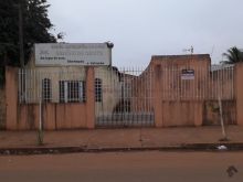 Imóvel contém um salão