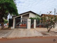 Piscina e rica em armário