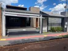 Ótima casa no Jardim das Nações