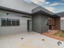 Linda casa nova com alto padrão de acabamento