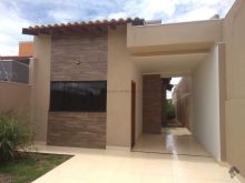 Casa nova com uma suíte mais 1 quarto