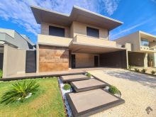 Sobrado com 4 suítes excelente localização