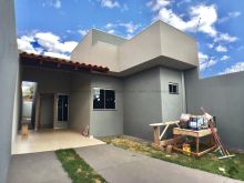 Linda casa - próximo à avenida Três Barras