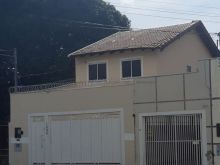 Sobrado com ótima localização