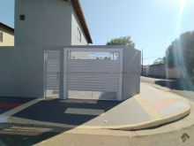 Ótimo sobrado - 180m² de terreno