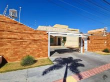 Casa térrea completamente planejada e decorada